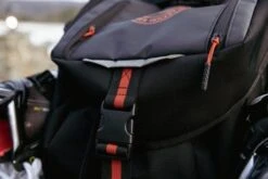 HO22 BAUER OUTDOOR RINK BAG -Hockey Stick Hub image 565